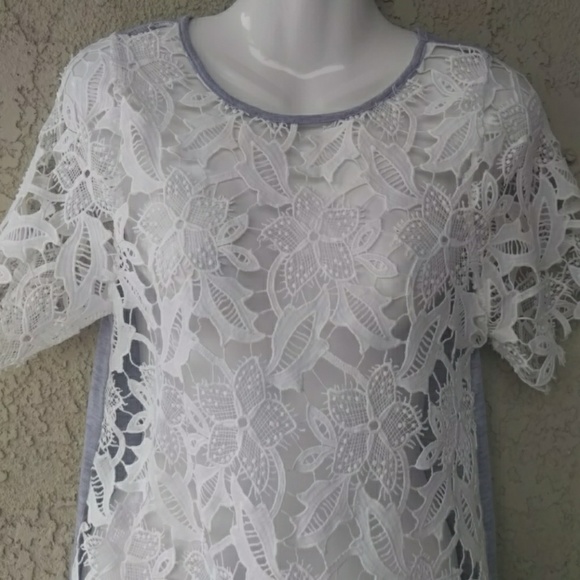 Urban Outfitters kimchi blue flower cutout shirt s - Picture 4 of 8